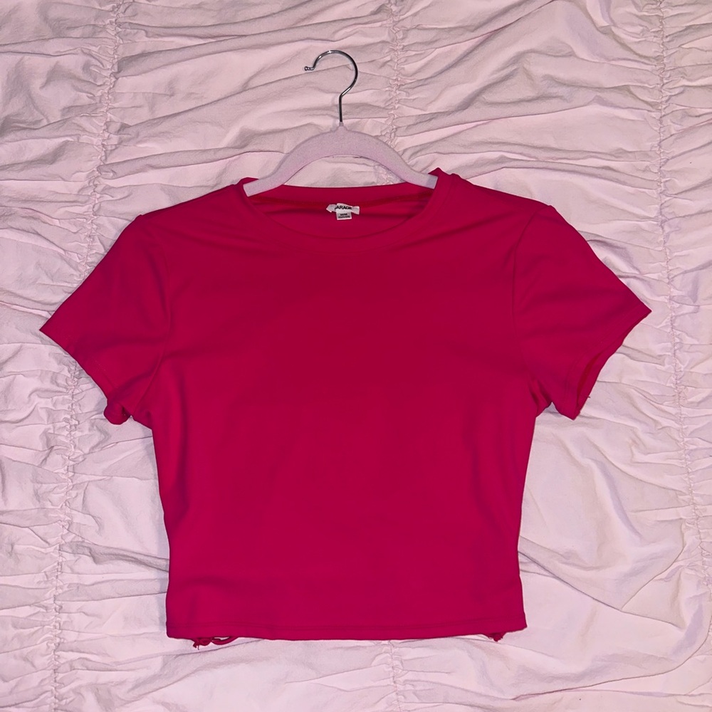 Garage Fuchsia Short Sleeve Crop Top